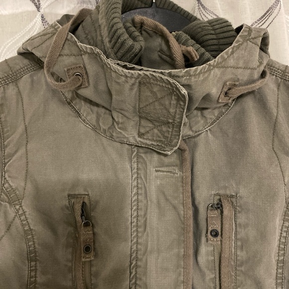 VANS Olive Utility Jacket - Picture 2 of 5